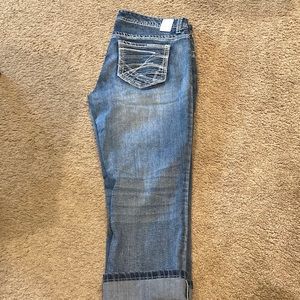 Maurice’s brand capri jeans. Size 11/12